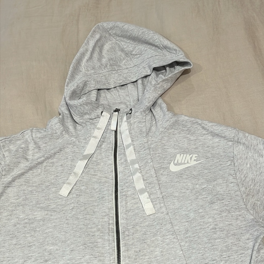 Nike Lightweight Gray Hoodie